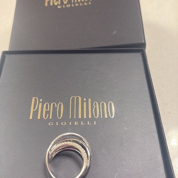 18k diamonds ring is beautiful no wearing yet Piero Milano - Picture 7 of 9